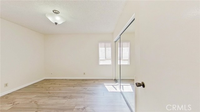 Detail Gallery Image 12 of 21 For 9906 Owensmouth Ave #7,  Chatsworth,  CA 91311 - 3 Beds | 2/1 Baths