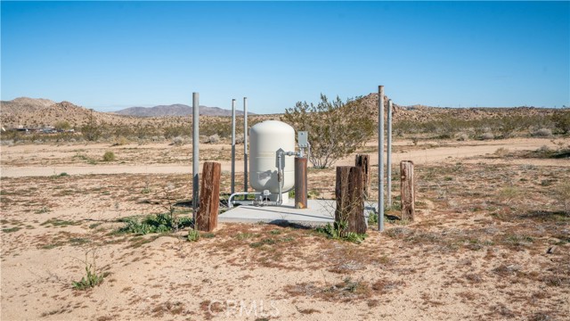 Detail Gallery Image 30 of 36 For 5827 Old Woman Springs, Johnson Valley,  CA 92285 - 2 Beds | 2 Baths