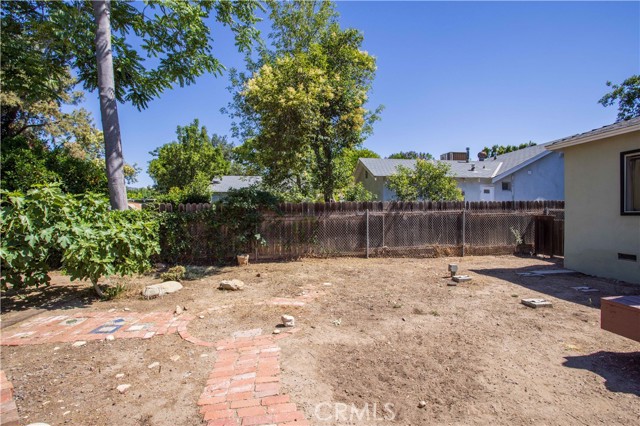 10321 Owensmouth Avenue, Chatsworth CA: https://media.crmls.org/medias/a09f6885-09f8-4805-9b00-13084d71fab9.jpg
