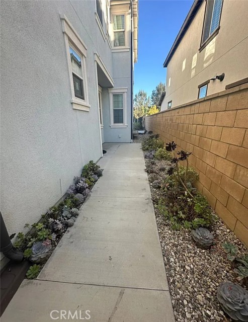 Detail Gallery Image 23 of 26 For 273 Barnes, Tustin,  CA 92782 - 4 Beds | 3 Baths