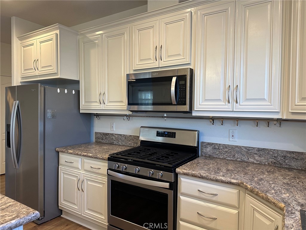 MLS #OC25227530 image #17