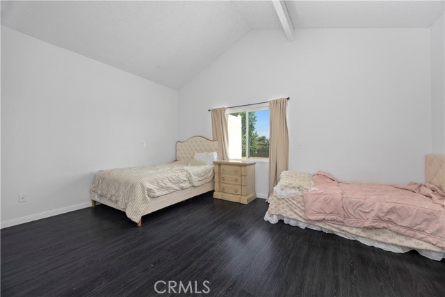 Detail Gallery Image 16 of 27 For 3319 Maywood Dr #1,  Bakersfield,  CA 93306 - 3 Beds | 2 Baths