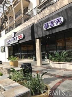 230 N San Fernando Boulevard, Burbank, CA 91502