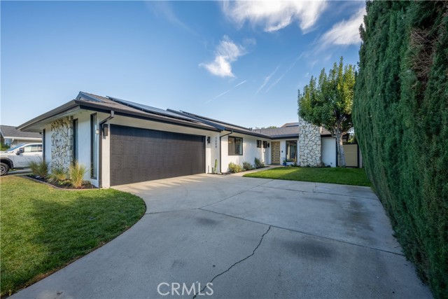 Detail Gallery Image 4 of 54 For 3600 Lama Ave, Long Beach,  CA 90808 - 3 Beds | 2 Baths