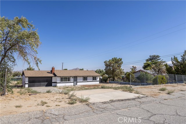 16195 Deeplake Ave, Palmdale, CA 93591