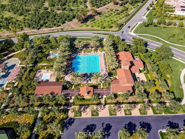 100 Bozeman, Irvine CA: https://media.crmls.org/medias/a0a2f0e2-2a60-45b6-9079-0dedd4853864.jpg