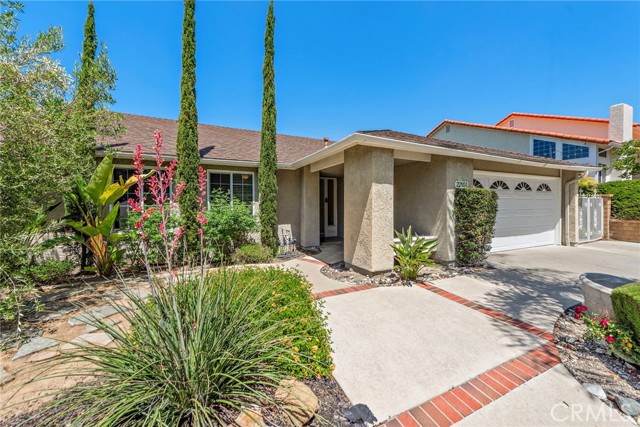 27951 Nevado, Mission Viejo CA: https://media.crmls.org/medias/a0a319b5-9d0b-4102-a9f1-3876385d4859.jpg