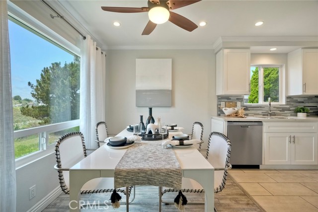 4273 Spoon Bill Way, Oceanside CA: https://media.crmls.org/medias/a0a32fb8-b55a-425e-b931-d910a6e72f46.jpg