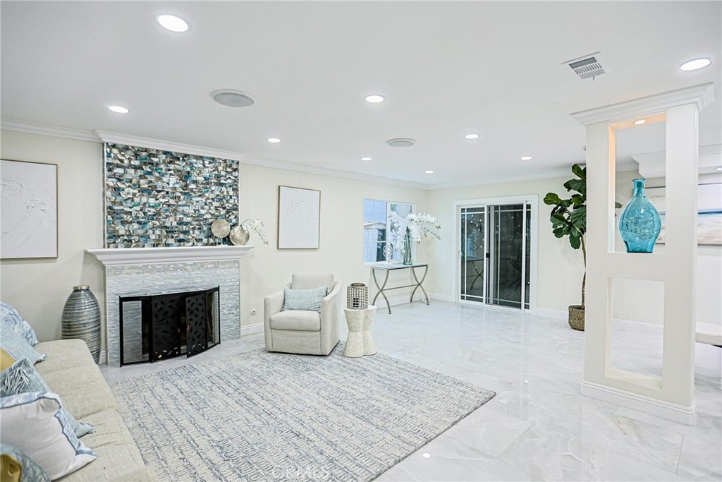 17230 San Lorenzo Circle