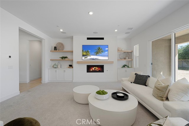 Detail Gallery Image 4 of 48 For 1010 Juniper, Glendora,  CA 91741 - 4 Beds | 3/1 Baths