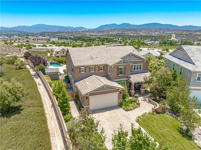 22348 Driftwood Court, Saugus CA: https://media.crmls.org/medias/a0a5bf49-108e-443c-add2-f1a317add01c.jpg