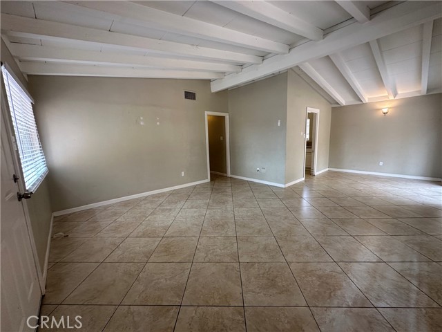 Detail Gallery Image 3 of 25 For 7061 Newbury Ave, San Bernardino,  CA 92404 - 4 Beds | 2 Baths