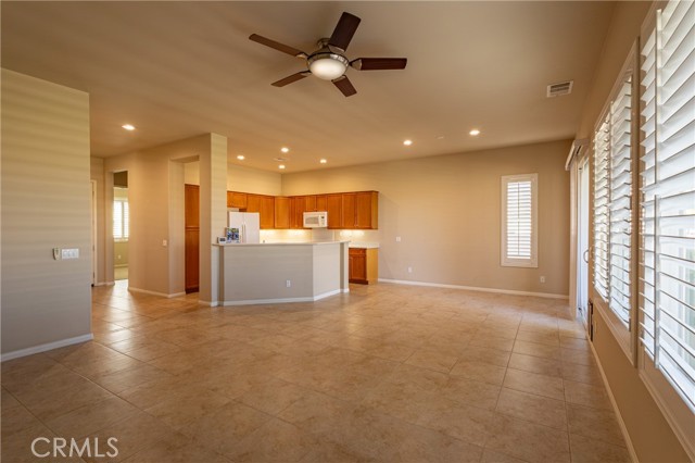 10301 Darby Road, Apple Valley CA: https://media.crmls.org/medias/a0a70ccb-2486-4ba9-9094-898eed3d0872.jpg