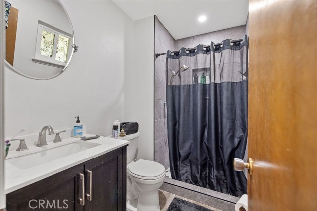 Detail Gallery Image 24 of 33 For 1911 W Vine St, Visalia,  CA 93277 - 3 Beds | 2 Baths