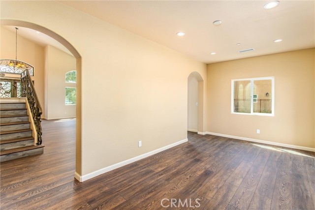 Detail Gallery Image 14 of 75 For 35750 Brookwood Ct, Yucaipa,  CA 92399 - 5 Beds | 4/1 Baths
