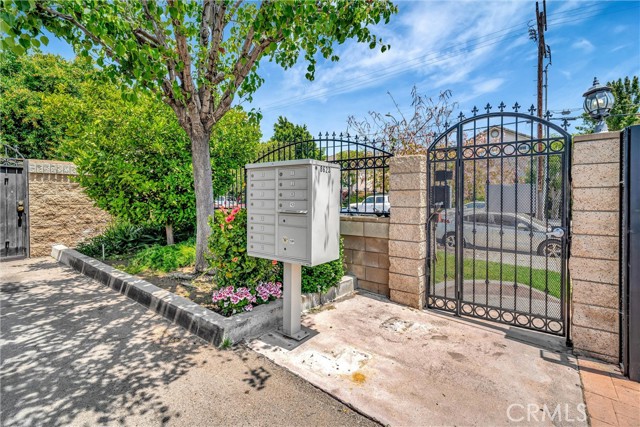Detail Gallery Image 58 of 62 For 8623 Burnet Ave #I,  North Hills,  CA 91343 - 2 Beds | 2 Baths
