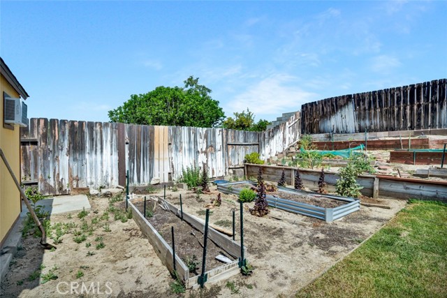 2378 Thisa Way, Hemet CA: https://media.crmls.org/medias/a0a8aa72-a9dd-49fb-abbc-25a14ab11817.jpg