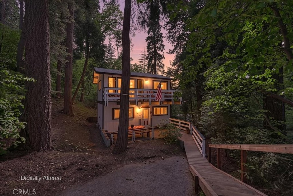 802 Knight Court