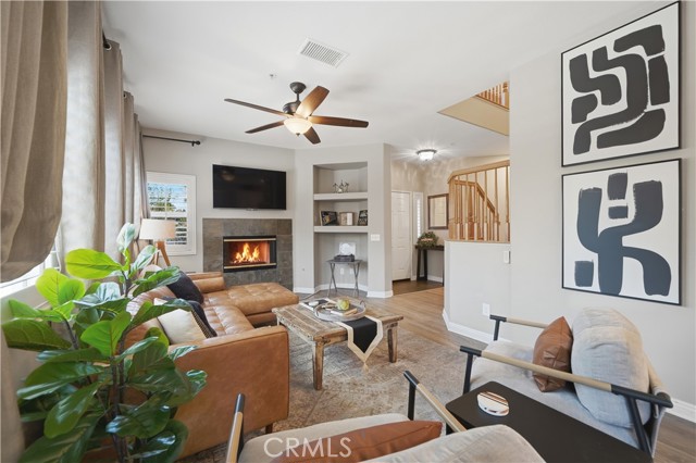 Detail Gallery Image 14 of 56 For 39738 Columbia Union #B,  Murrieta,  CA 92563 - 4 Beds | 2/1 Baths