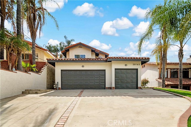 20163 Corona Street, Corona CA: https://media.crmls.org/medias/a0aa41c5-d1f9-4af2-a127-ec698e4a4021.jpg