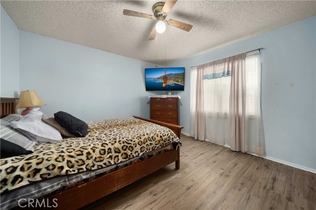 Detail Gallery Image 8 of 13 For 665 Devirian Pl, Altadena,  CA 91001 - 3 Beds | 2 Baths