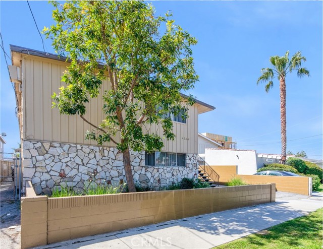 1344 W 225th Street, Torrance CA: https://media.crmls.org/medias/a0aa91ff-e092-4d25-b60b-5ae3e8efde09.jpg