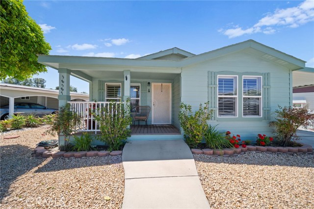 Detail Gallery Image 1 of 30 For 38587 via Amarilla, Murrieta,  CA 92563 - 3 Beds | 2 Baths