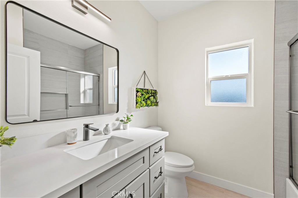 MLS #OC25253877 image #32