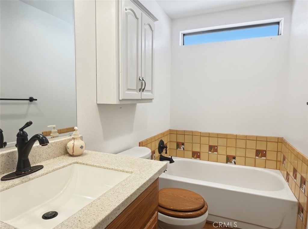 https://media.crmls.org/medias/a0ab1886-006f-4066-ae69-875294e93e7f.jpg?preset=X-Large
