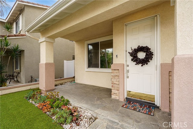 Detail Gallery Image 2 of 28 For 10 Lazurite, Rancho Santa Margarita,  CA 92688 - 4 Beds | 3 Baths