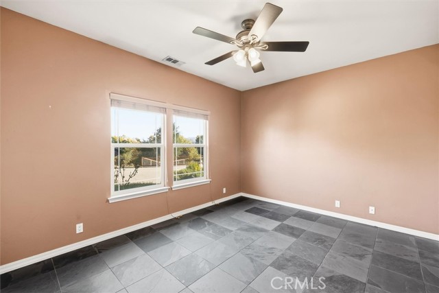 3856 Orillas Way, Atascadero CA: https://media.crmls.org/medias/a0abbfdc-0cf0-4e0e-b601-2be93c5f8b04.jpg