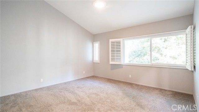 Detail Gallery Image 11 of 32 For 10055 Melinda Way #4,  Northridge,  CA 91325 - 3 Beds | 2/1 Baths