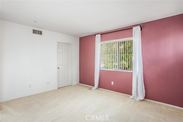 Detail Gallery Image 17 of 36 For 6714 Country Oaks Dr, Highland,  CA 92346 - 5 Beds | 3 Baths