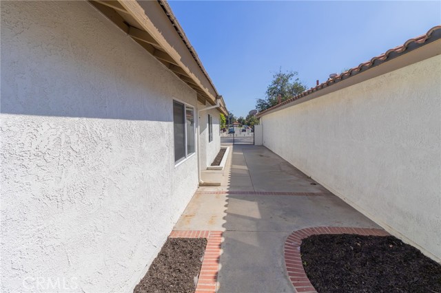 Detail Gallery Image 18 of 22 For 2092 Greenbriar St, Colton,  CA 92324 - 3 Beds | 2 Baths