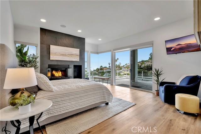 Detail Gallery Image 33 of 68 For 553 Temple Hills Dr, Laguna Beach,  CA 92651 - 5 Beds | 4/1 Baths