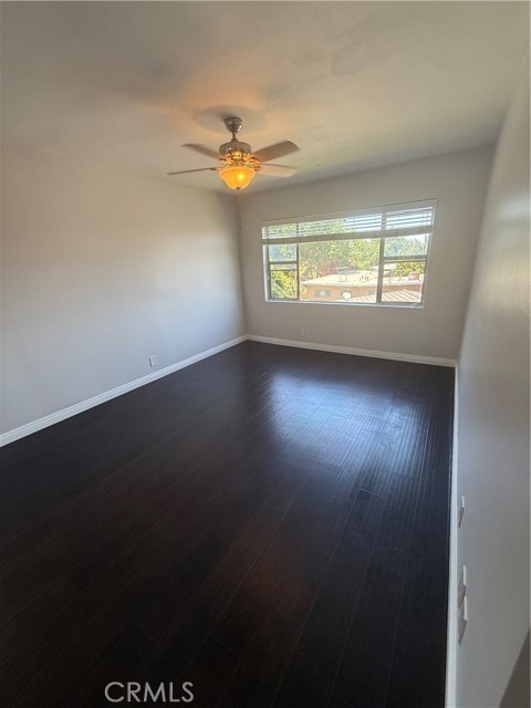 Detail Gallery Image 14 of 14 For 3829 Don Tomaso Dr #4,  Los Angeles,  CA 90008 - 2 Beds | 2 Baths