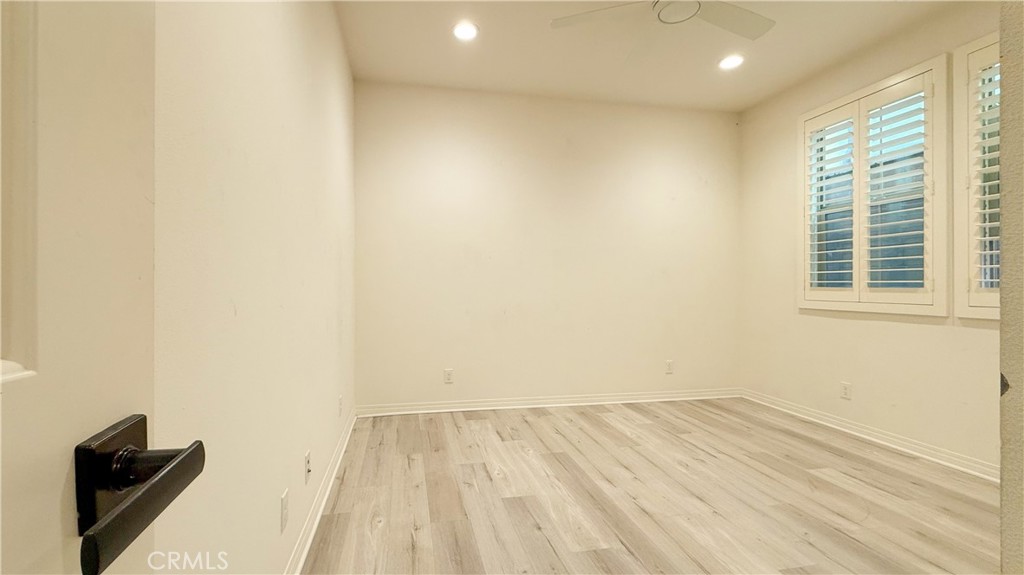 MLS #OC25272097 image #16