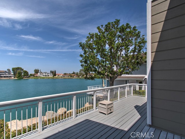 Detail Gallery Image 24 of 29 For 65 Lakeshore #13,  Irvine,  CA 92604 - 4 Beds | 3 Baths