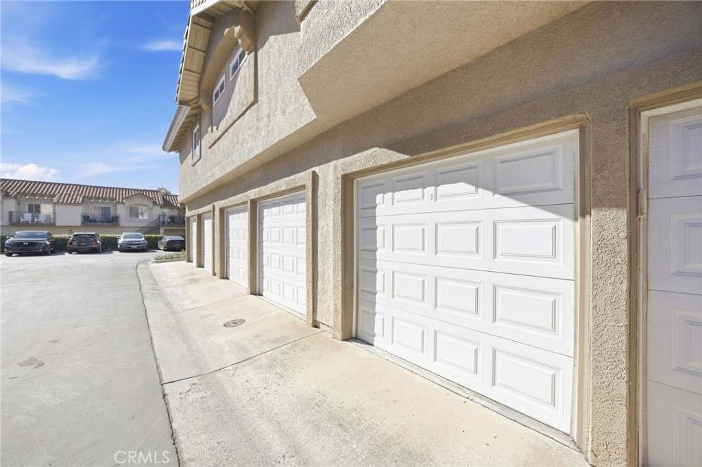 MLS #OC25256056 image #23