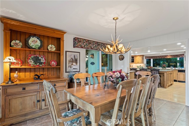 Detail Gallery Image 14 of 62 For 27772 Hamiltair Dr, Lake Arrowhead,  CA 92352 - 5 Beds | 5 Baths