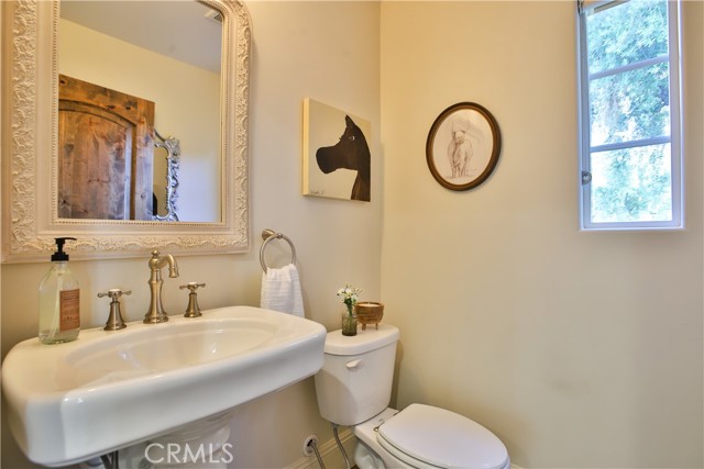 Detail Gallery Image 18 of 75 For 4244 via Padova, Claremont,  CA 91711 - 4 Beds | 5 Baths