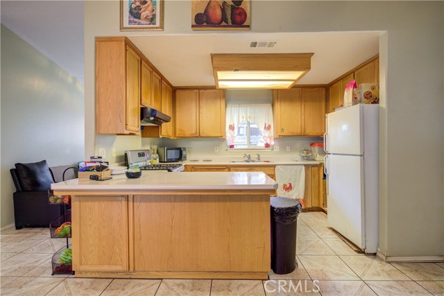 Detail Gallery Image 5 of 22 For 250 N 4th St, Shandon,  CA 93461 - 3 Beds | 2 Baths