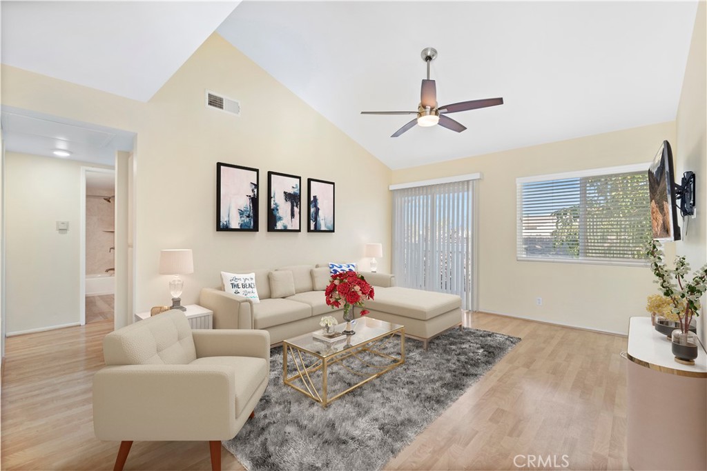 34110 Selva #323