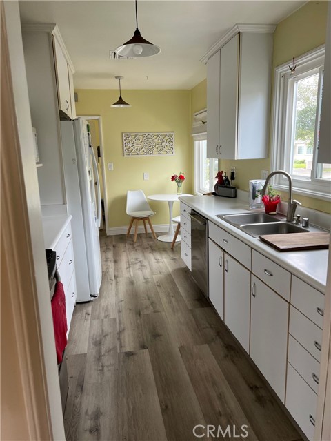 Detail Gallery Image 17 of 44 For 2539 Santiago, Santa Ana,  CA 92706 - 3 Beds | 2 Baths