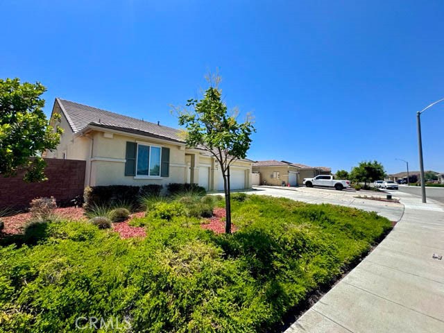 Detail Gallery Image 4 of 51 For 34726 Yellow Root St, Winchester,  CA 92596 - 3 Beds | 2 Baths