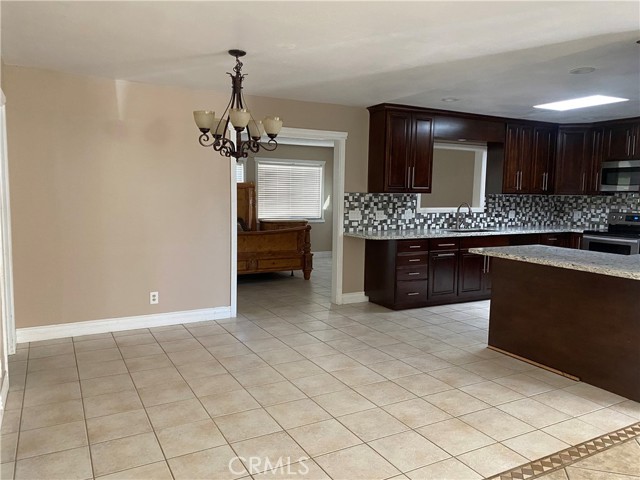 Detail Gallery Image 15 of 19 For 600 Lassen Way, Hemet,  CA 92543 - 3 Beds | 2 Baths