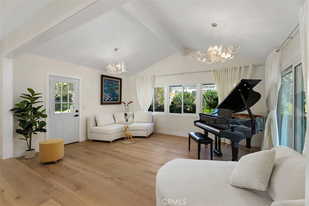 MLS #OC26007702 image #9