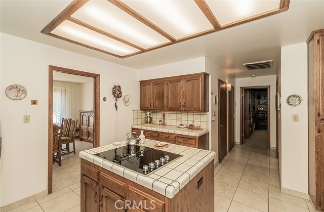 Detail Gallery Image 18 of 50 For 7355 N Pacific Ave, Fresno,  CA 93711 - 4 Beds | 3 Baths