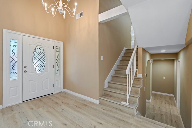 Detail Gallery Image 3 of 45 For 16511 Halsey, Granada Hills,  CA 91344 - 5 Beds | 3 Baths