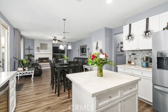 Detail Gallery Image 6 of 19 For 7571 Clementine, Corona,  CA 92880 - 5 Beds | 3 Baths